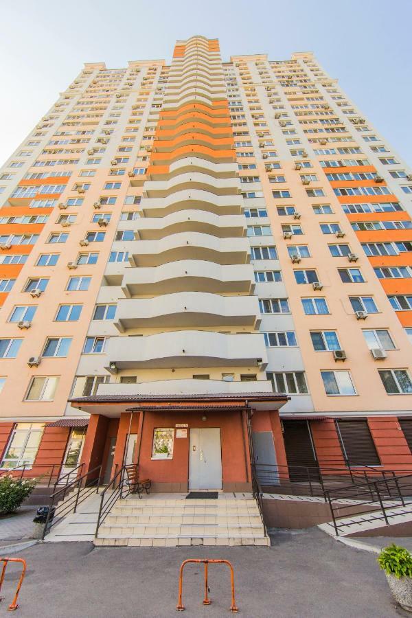 Super View, Luxury Apartment Near Chernihiv Metro. Kiev Exterior foto